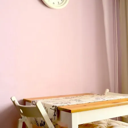 Ulpia Apartment *
